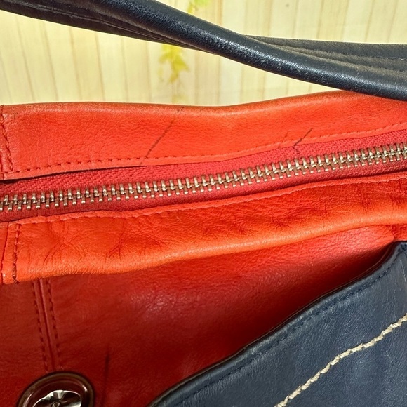 COACH Color Block Hobo Bag F24369 Vermillion Park Orange - Picture 9 of 16